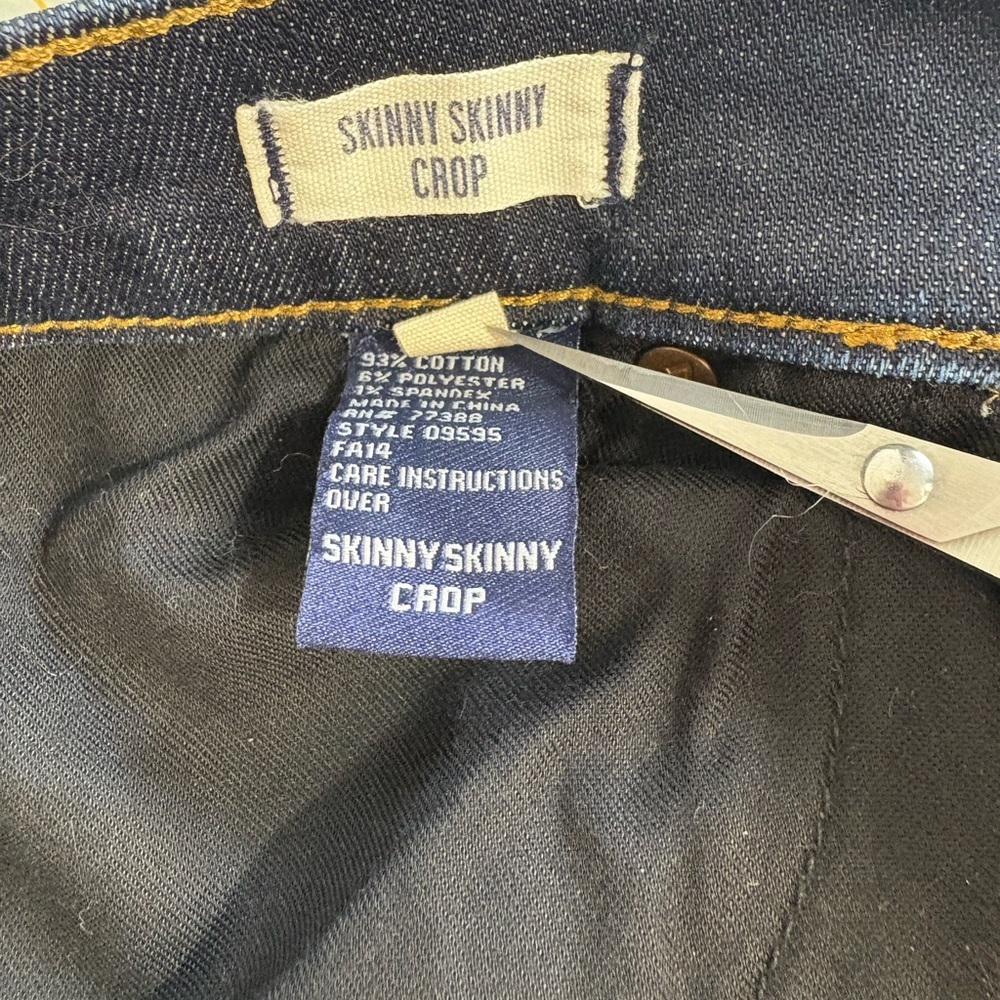 (41)Madewell Dark Indigo Skinny Crop Jeans - Picture 7 of 8